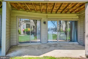 7036 Harbour Village Ct, Annapolis, MD 21403 - Photo 3