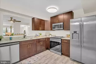 7036 Harbour Village Ct, Annapolis, MD 21403 - Photo 15