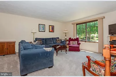 7880 Mansion House Xing, Pasadena, MD 21122 - Photo 11