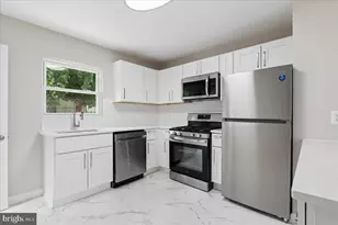 114 Cedar Hill Rd, Brooklyn, MD 21225 - Photo 7