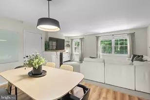 1673 Forest Hill Ct, Crofton, MD 21114 - Photo 11