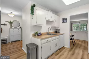 1673 Forest Hill Ct, Crofton, MD 21114 - Photo 15