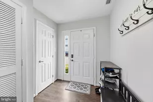 4107 Apple Leaf Ct, Pasadena, MD 21122 - Photo 3