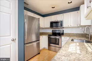 2209 Commissary Cir, Odenton, MD 21113 - Photo 11