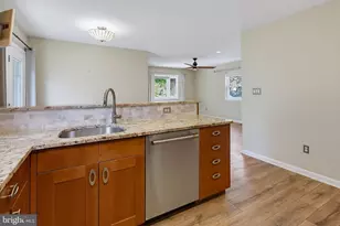 601 Center Dr, Severna Park, MD 21146 - Photo 7