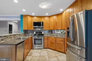 998 Miles Ct, Arnold, MD 21012 - Photo 11