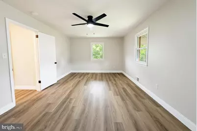 102 Emerson Avenue, Glen Burnie, MD 21061 - Photo 17