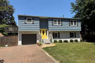 198 W Paddock Cir, Arnold, MD 21012 - Photo 3