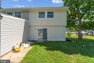 8582 Beacon Point Rd, Pasadena, MD 21122 - Photo 33