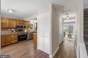 8582 Beacon Point Rd, Pasadena, MD 21122 - Photo 3