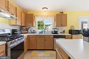 170 Hidden Hill Cir, Odenton, MD 21113 - Photo 17
