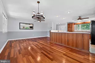 422 Ridgeview Ct, Arnold, MD 21012 - Photo 17