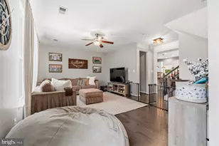600 Fox River Hills Way, Glen Burnie, MD 21060 - Photo 5