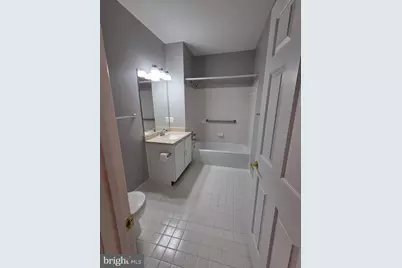802 Coxswain Way #201, Annapolis, MD 21401 - Photo 9