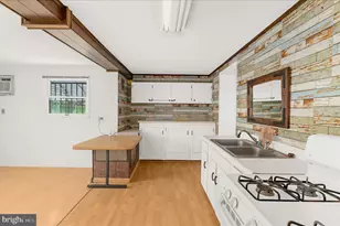 17 2nd Ave, Brooklyn, MD 21225 - Photo 21