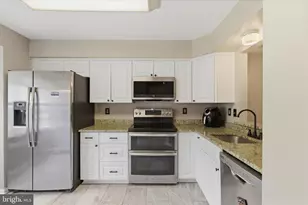339 Green Mountain Ct, Pasadena, MD 21122 - Photo 9