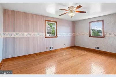 203 Haile Avenue, Brooklyn, MD 21225 - Photo 17