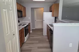 2441 Blue Spring Ct, Odenton, MD 21113 - Photo 9