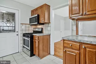 119 W Edgevale Rd, Brooklyn, MD 21225 - Photo 5