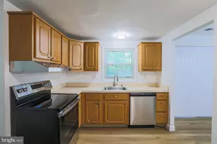 1327 Farrara Dr, Odenton, MD 21113 - Photo 11