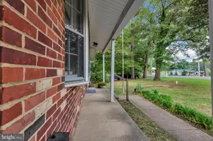 1554 Long Point Rd, Pasadena, MD 21122 - Photo 5