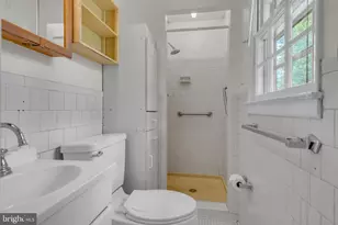 1554 Long Point Rd, Pasadena, MD 21122 - Photo 23