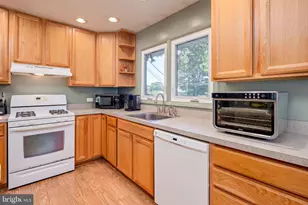 390 Phirne Road W, Glen Burnie, MD 21061 - Photo 25