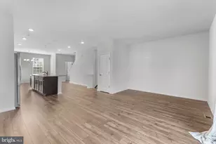 1756 Red Fox Trl, Odenton, MD 21113 - Photo 17