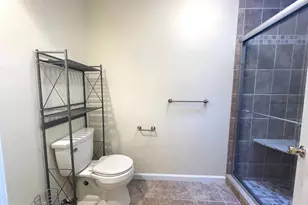 1689 Camden Ct, Arnold, MD 21012 - Photo 11