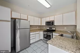 3560 Morning Star Pl, Laurel, MD 20724 - Photo 17