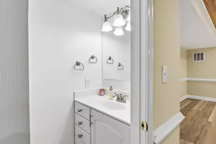 7654 Turnbrook Dr, Glen Burnie, MD 21060 - Photo 35