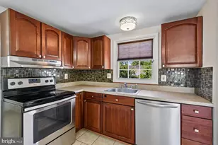 1335 Hallock Dr, Odenton, MD 21113 - Photo 23