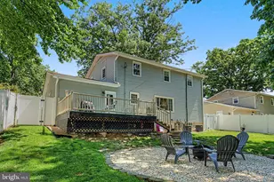 564 Williamsburg Ln, Odenton, MD 21113 - Photo 19