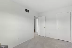 7990 Rodman Ct, Glen Burnie, MD 21061 - Photo 17