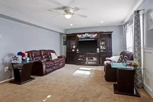 1720 Gunwood Pl, Crofton, MD 21114 - Photo 3