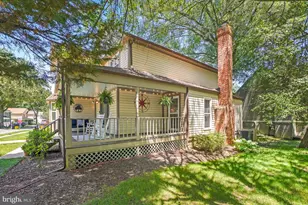 289 Whistling Pine Rd, Severna Park, MD 21146 - Photo 3