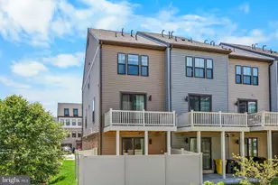 530 Levanna Ln, Glen Burnie, MD 21060 - Photo 3