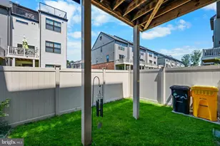 530 Levanna Ln, Glen Burnie, MD 21060 - Photo 11