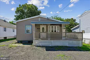 765 202nd St, Pasadena, MD 21122 - Photo 1