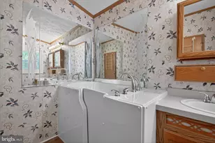 271 Janet Ct, Lothian, MD 20711 - Photo 15