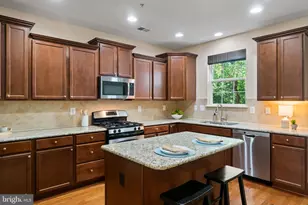 722 Hidden Oak, Glen Burnie, MD 21060 - Photo 3
