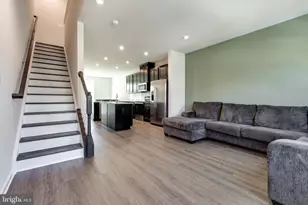 188 Woodgate Cir, Pasadena, MD 21122 - Photo 5