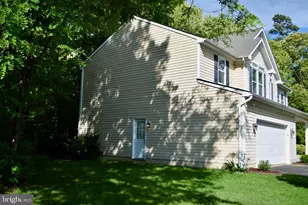205 Foxridge Ct, Glen Burnie, MD 21061 - Photo 3