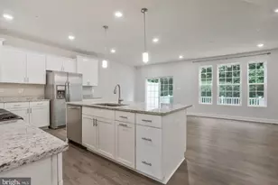 2738 Lady Slipper Rd, Gambrills, MD 21054 - Photo 5