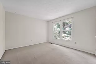 8204 Elkwood Ct, Pasadena, MD 21122 - Photo 15