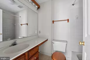 8204 Elkwood Ct, Pasadena, MD 21122 - Photo 23