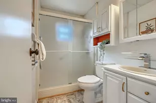 675 211th St, Pasadena, MD 21122 - Photo 35