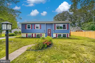 675 211th St, Pasadena, MD 21122 - Photo 3