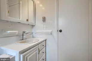 675 211th St, Pasadena, MD 21122 - Photo 35