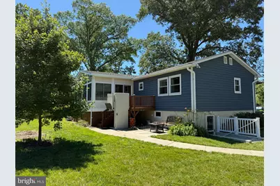 675 211th Street, Pasadena, MD 21122 - Photo 3